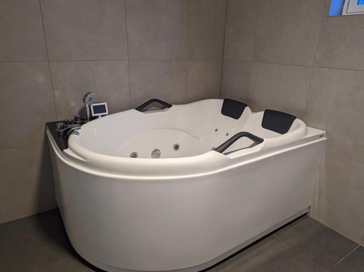 לילהאמר Lovely Apartment With Parking In The Heart Of City מראה חיצוני תמונה